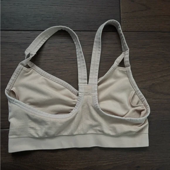 Patagonia barely bra in nude! - Picture 4 of 5